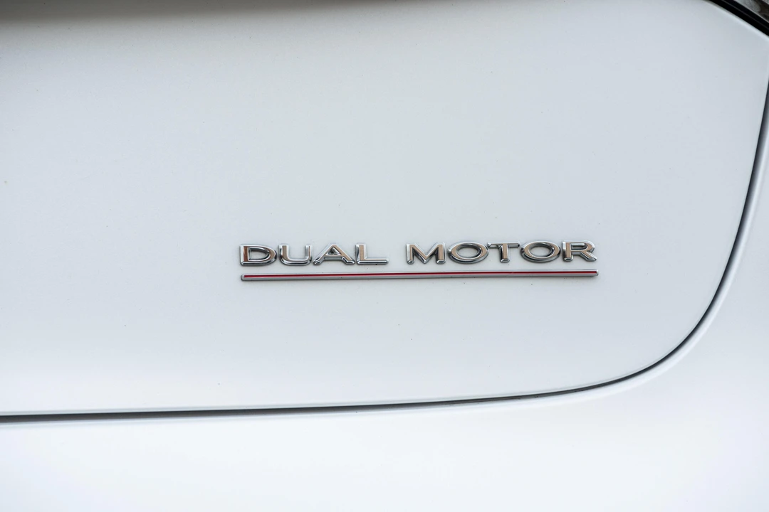 2020 Tesla Model 3 Performance - Image 27 of 31
