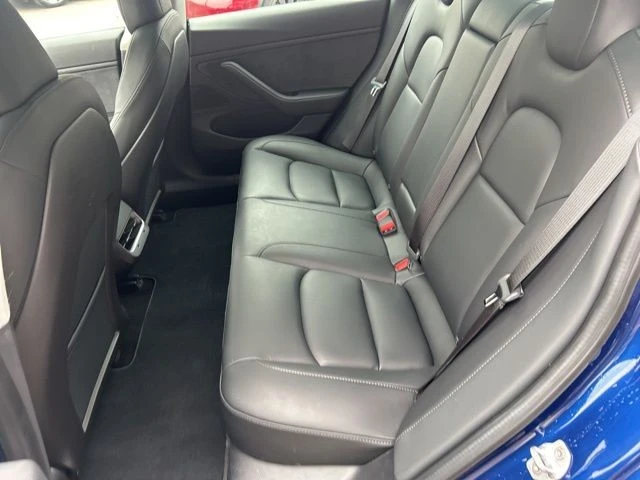 2020 Tesla Model 3 Performance - Image 15 of 21
