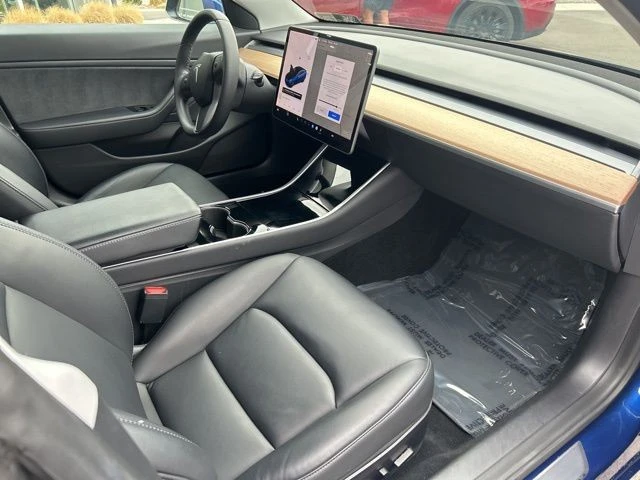 2020 Tesla Model 3 Performance - Image 21 of 21