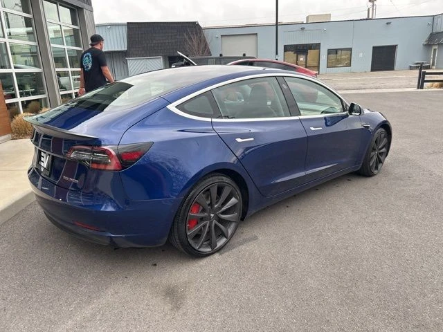 2020 Tesla Model 3 Performance - Image 8 of 21