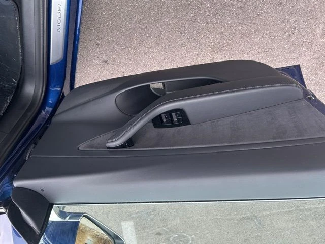 2020 Tesla Model 3 Performance - Image 10 of 21