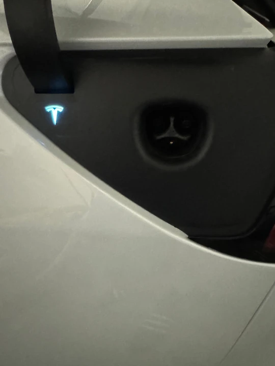 2020 Tesla Model 3 Performance - Image 31 of 31