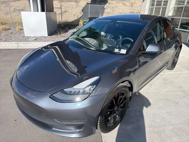2020 Tesla Model 3 Performance - Image 4 of 21