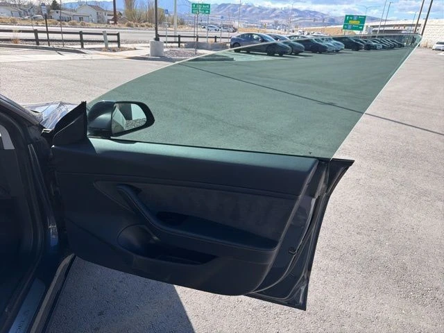 2020 Tesla Model 3 Performance - Image 21 of 21