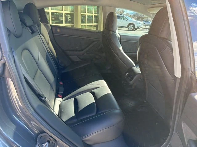 2020 Tesla Model 3 Performance - Image 19 of 21