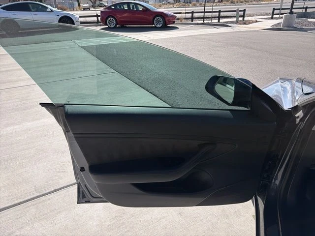 2020 Tesla Model 3 Performance - Image 11 of 21