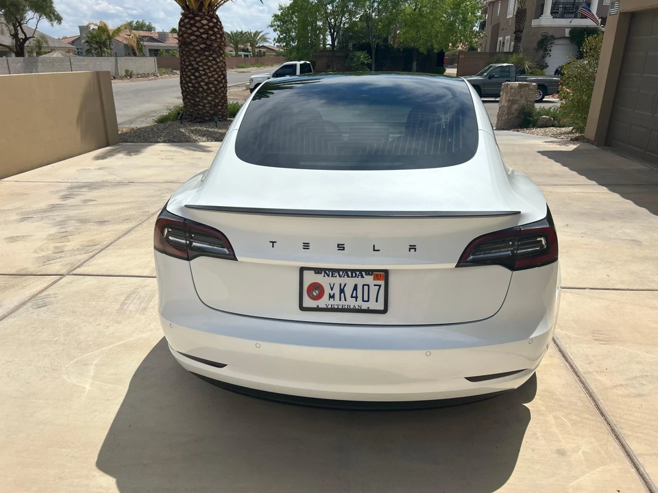 2020 Tesla Model 3 Performance - Image 19 of 31