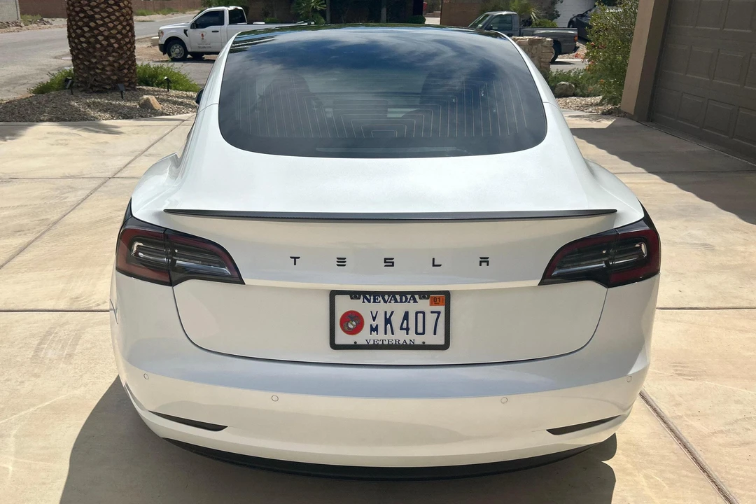 2020 Tesla Model 3 Performance - Image 5 of 31