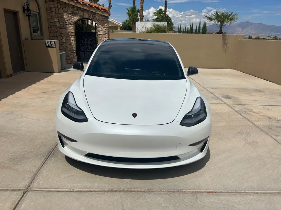 2020 Tesla Model 3 Performance - Image 7 of 31