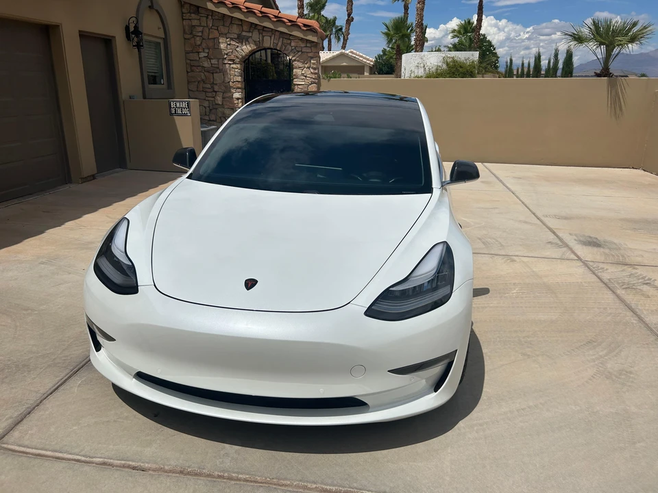 2020 Tesla Model 3 Performance - Image 9 of 31