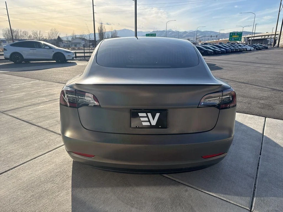 2020 Tesla Model 3 Performance - Image 7 of 27