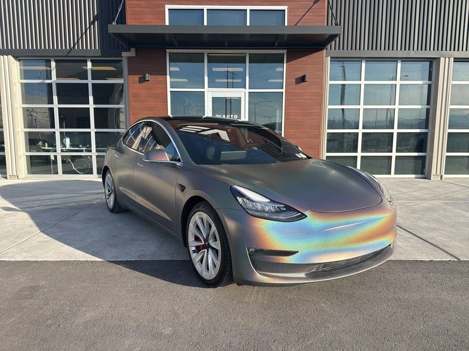 2020 Tesla Model 3 Performance - Image 2 of 27