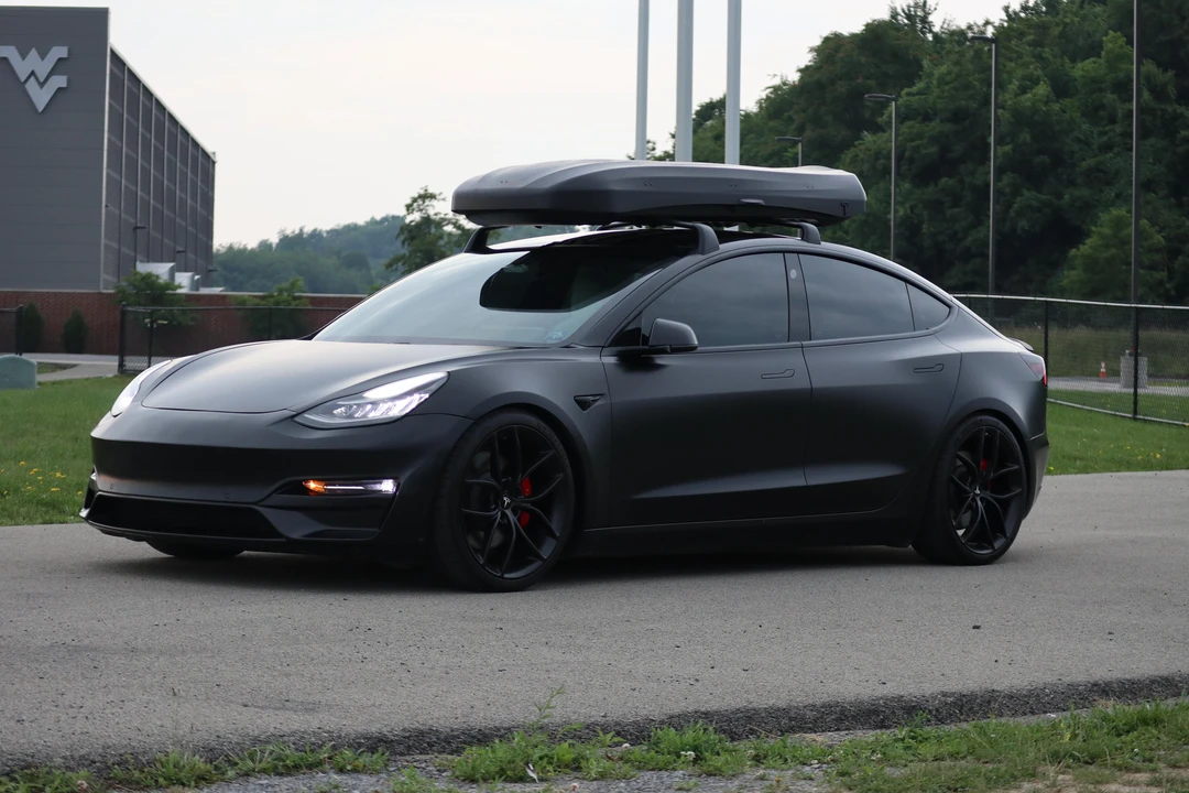 2020 Tesla Model 3 Performance - Image 12 of 31
