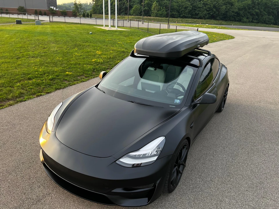 2020 Tesla Model 3 Performance - Image 11 of 31