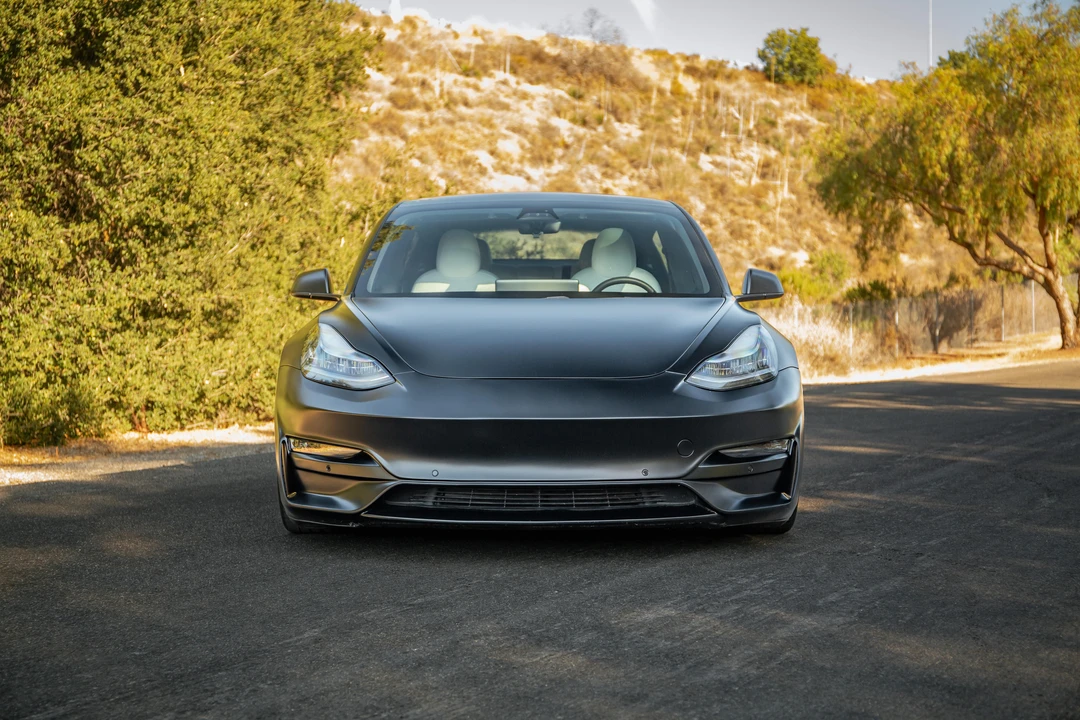 2020 Tesla Model 3 Performance - Image 7 of 31