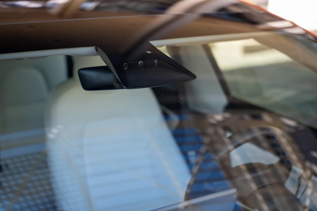 2020 Tesla Model 3 Performance - Image 18 of 31