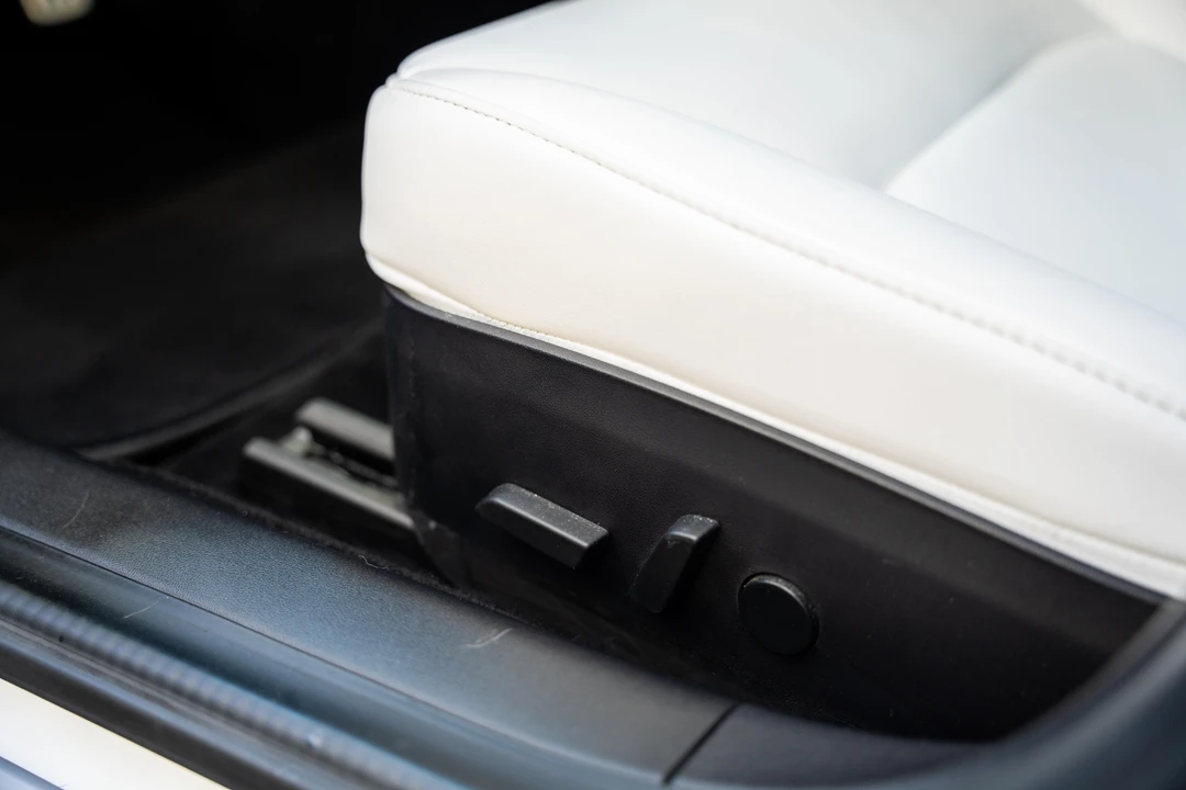 2020 Tesla Model 3 Performance - Image 31 of 31