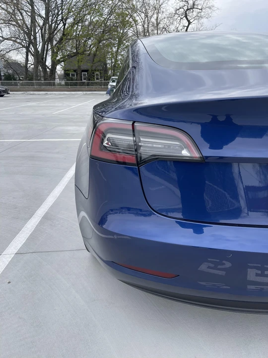 2020 Tesla Model 3 Performance - Image 24 of 31