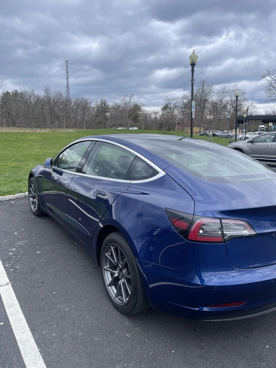 2020 Tesla Model 3 Performance - Image 22 of 31