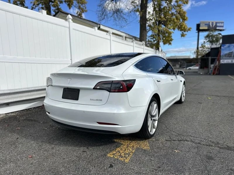 2020 Tesla Model 3 Performance - Image 7 of 12