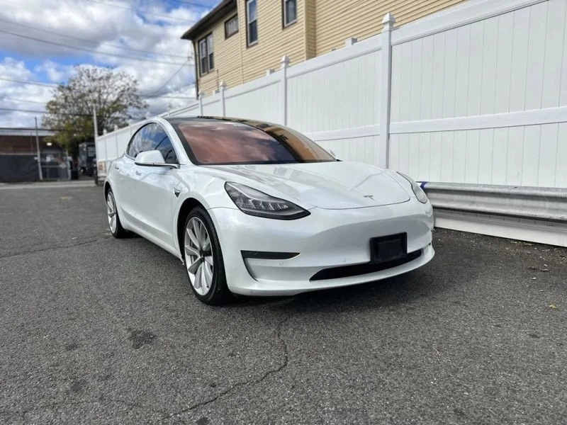 2020 Tesla Model 3 Performance - Image 3 of 12