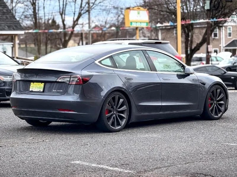 2020 Tesla Model 3 Performance - Image 5 of 12