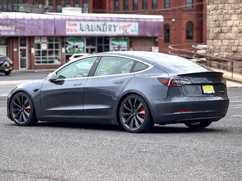 2020 Tesla Model 3 Performance - Image 7 of 12