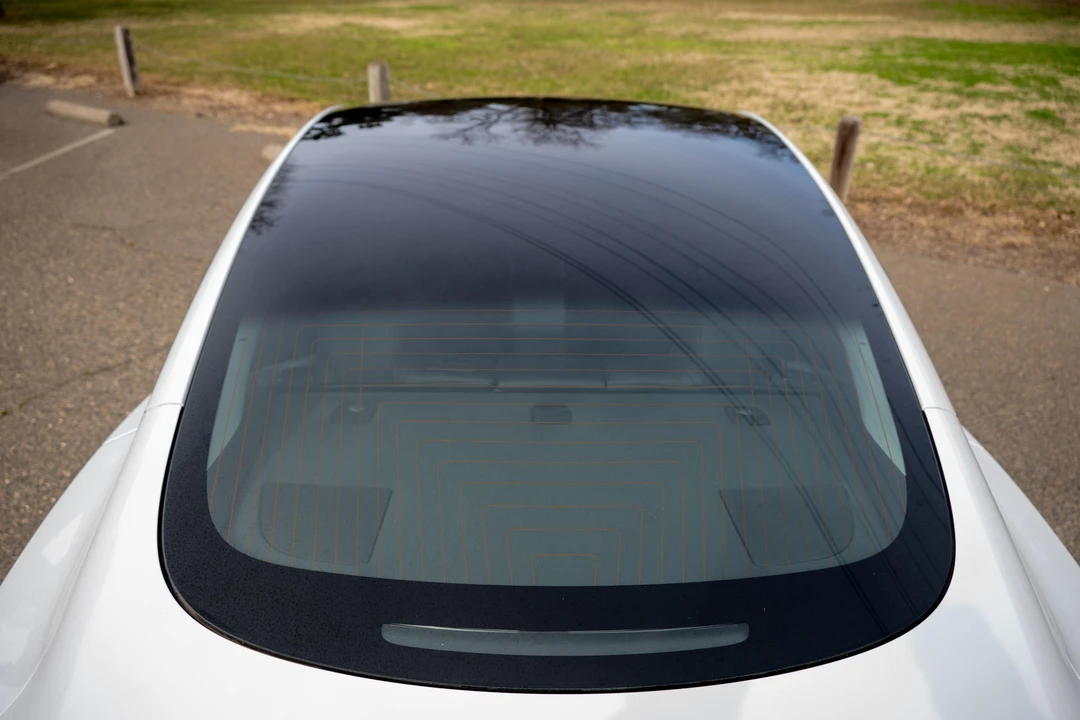2020 Tesla Model 3 Performance - Image 14 of 31