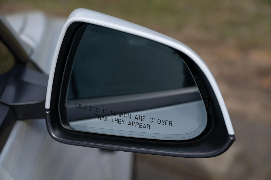2020 Tesla Model 3 Performance - Image 17 of 31