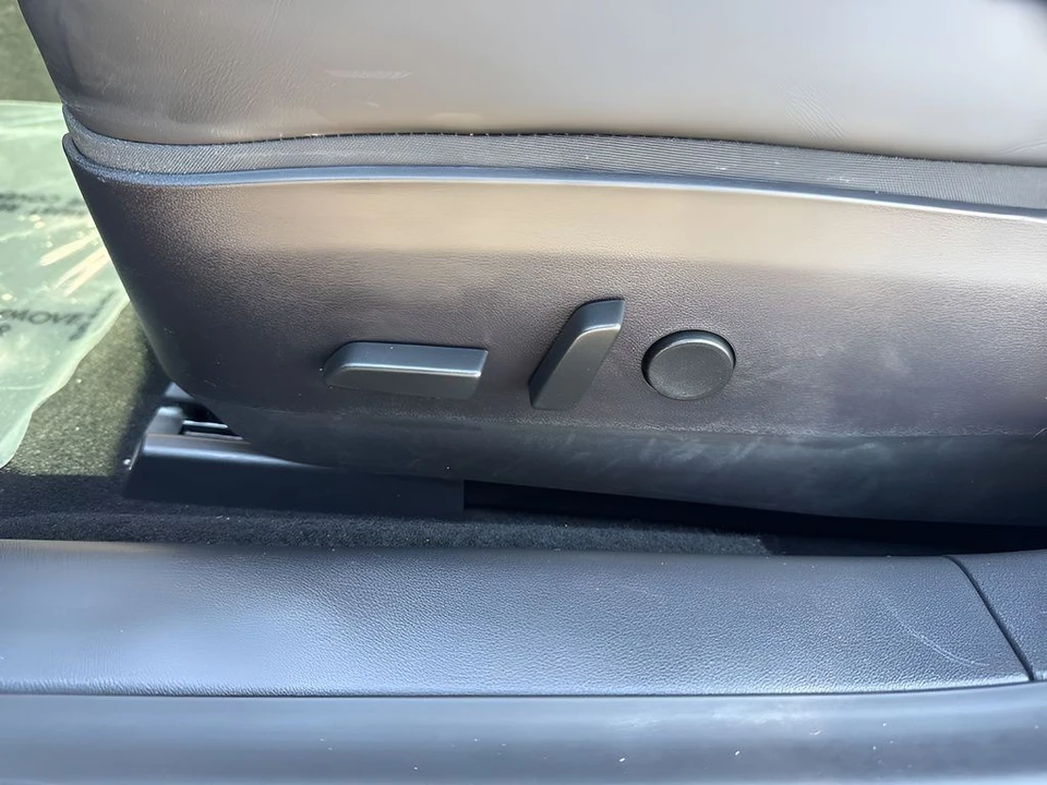 2020 Tesla Model 3 Performance - Image 10 of 12