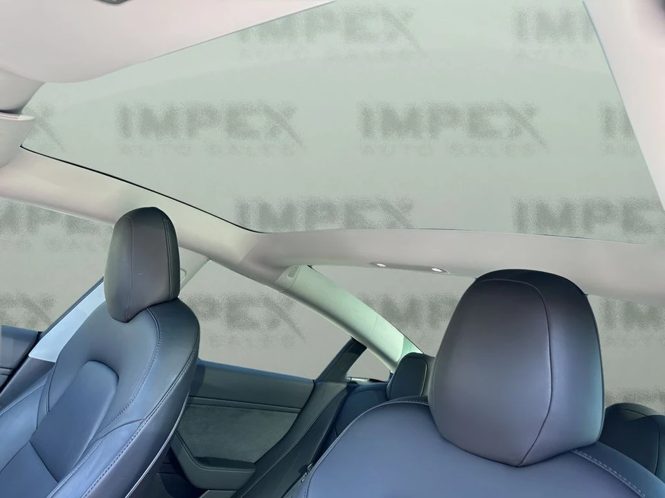 2020 Tesla Model 3 Performance - Image 11 of 12