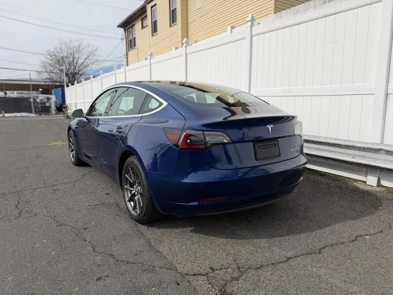 2020 Tesla Model 3 Performance - Image 5 of 12