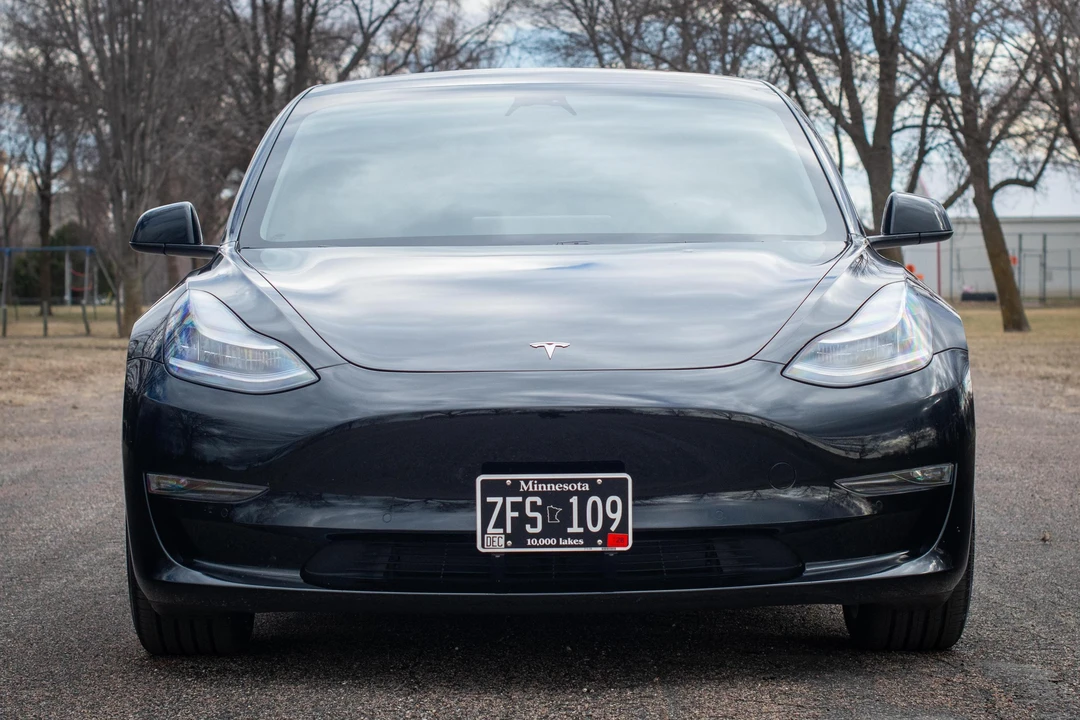 2020 Tesla Model 3 Performance - Image 2 of 31