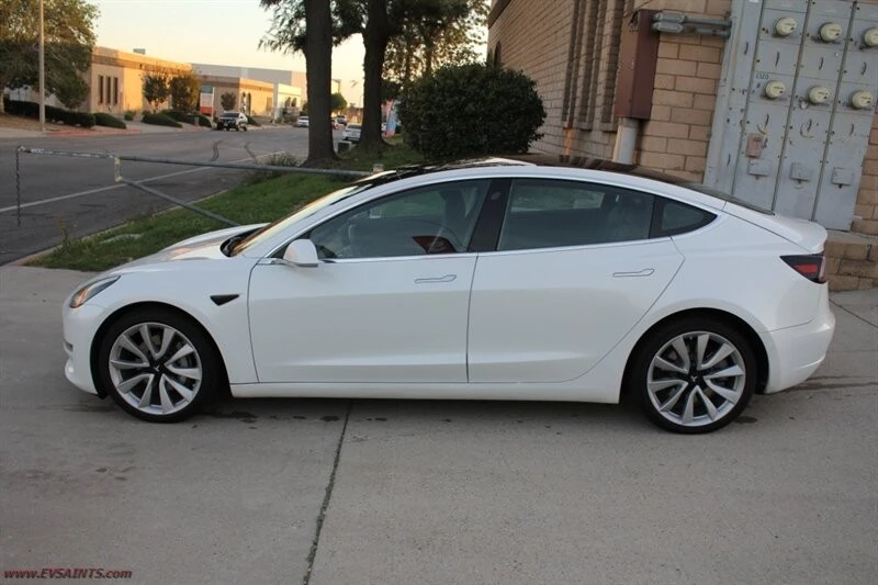 2020 Tesla Model 3 Performance - Image 2 of 21