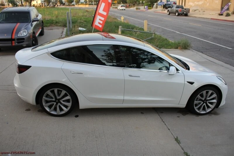2020 Tesla Model 3 Performance - Image 4 of 21