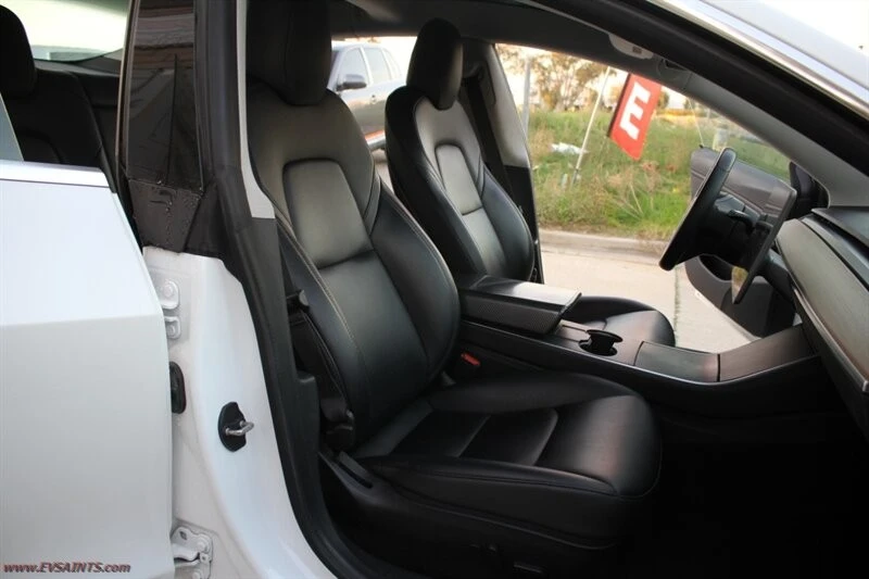 2020 Tesla Model 3 Performance - Image 15 of 21