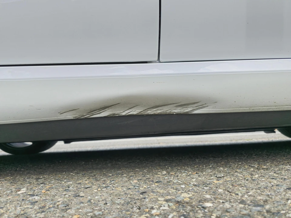 2020 Tesla Model 3 Performance - Image 19 of 31