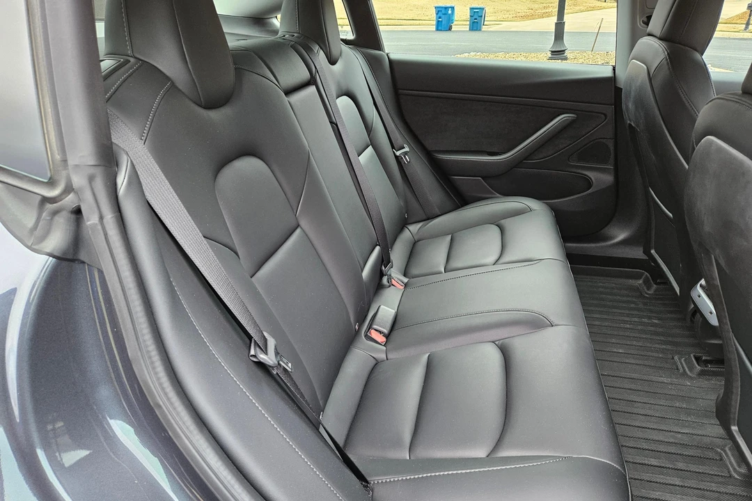 2020 Tesla Model 3 Performance - Image 29 of 31