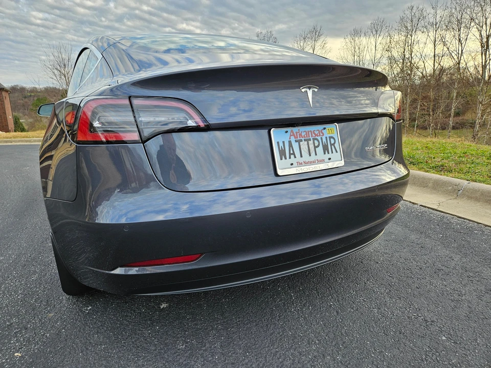 2020 Tesla Model 3 Performance - Image 10 of 31