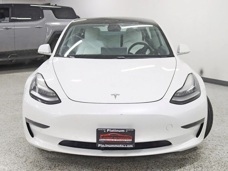 2020 Tesla Model 3 Performance - Image 8 of 12