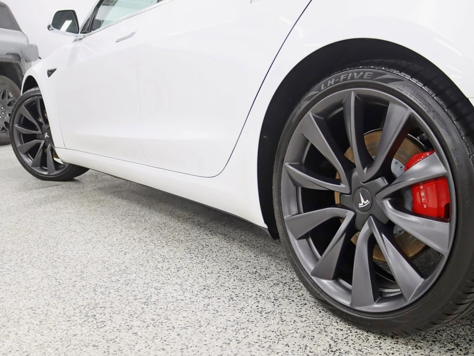 2020 Tesla Model 3 Performance - Image 12 of 12