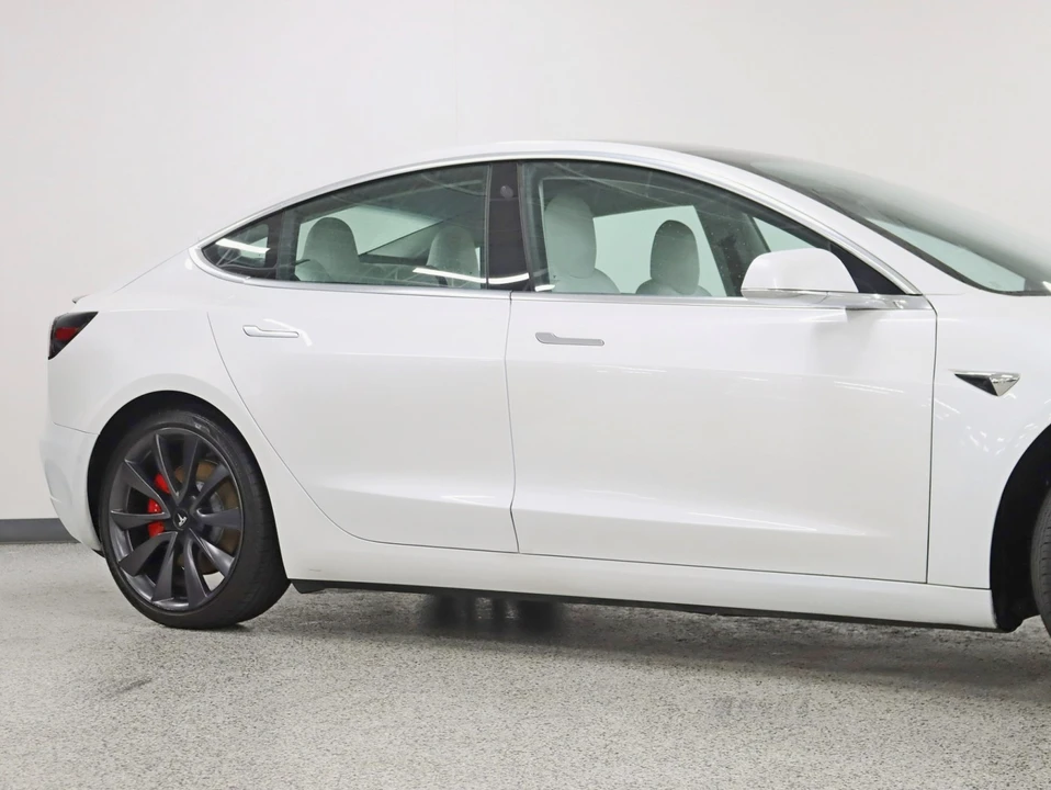 2020 Tesla Model 3 Performance - Image 3 of 12