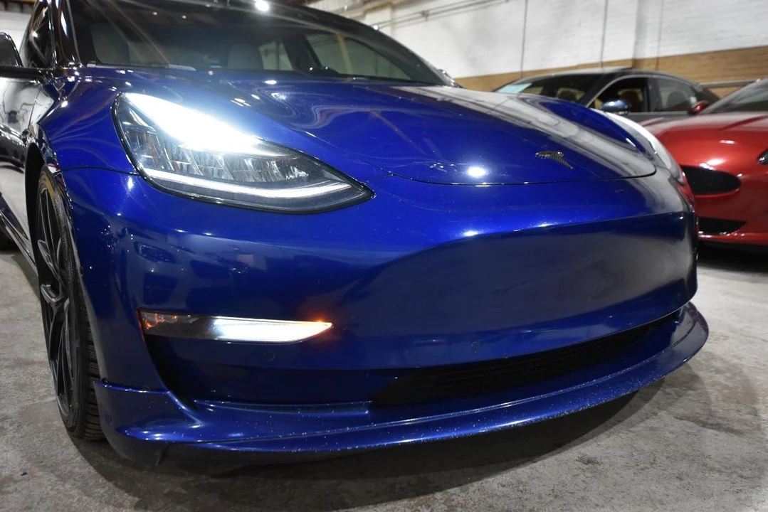 2020 Tesla Model 3 Performance - Image 3 of 21