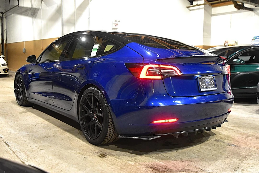 2020 Tesla Model 3 Performance - Image 8 of 21