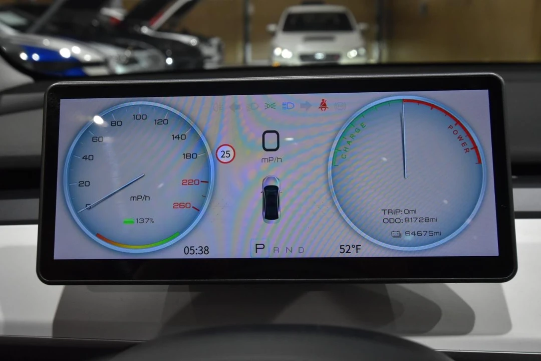 2020 Tesla Model 3 Performance - Image 16 of 21