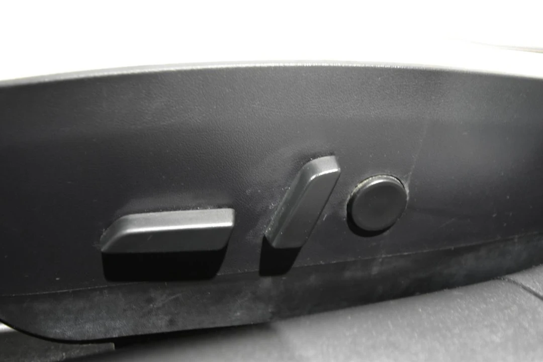 2020 Tesla Model 3 Performance - Image 12 of 21