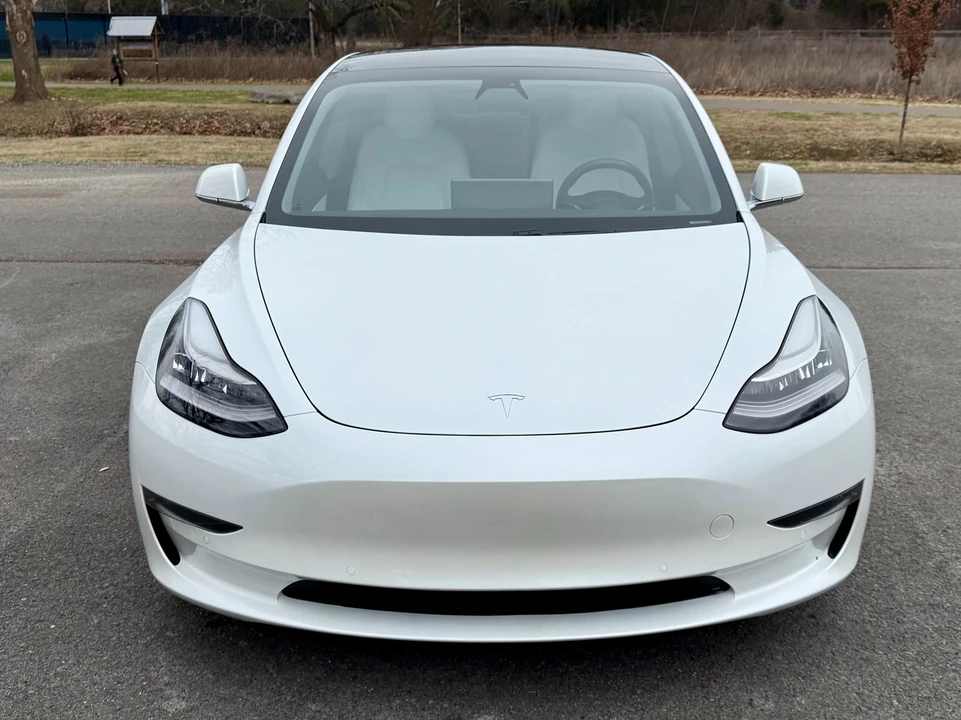 2020 Tesla Model 3 Performance - Image 4 of 21