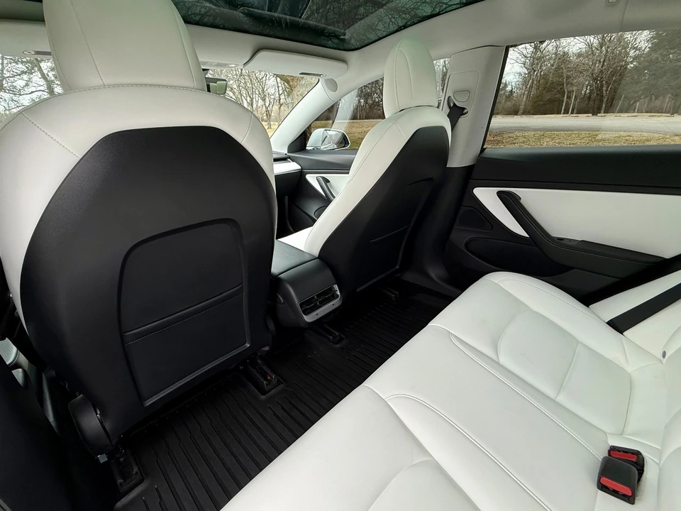 2020 Tesla Model 3 Performance - Image 12 of 21