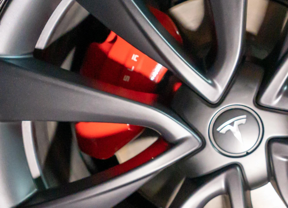 2020 Tesla Model 3 Performance - Image 31 of 31
