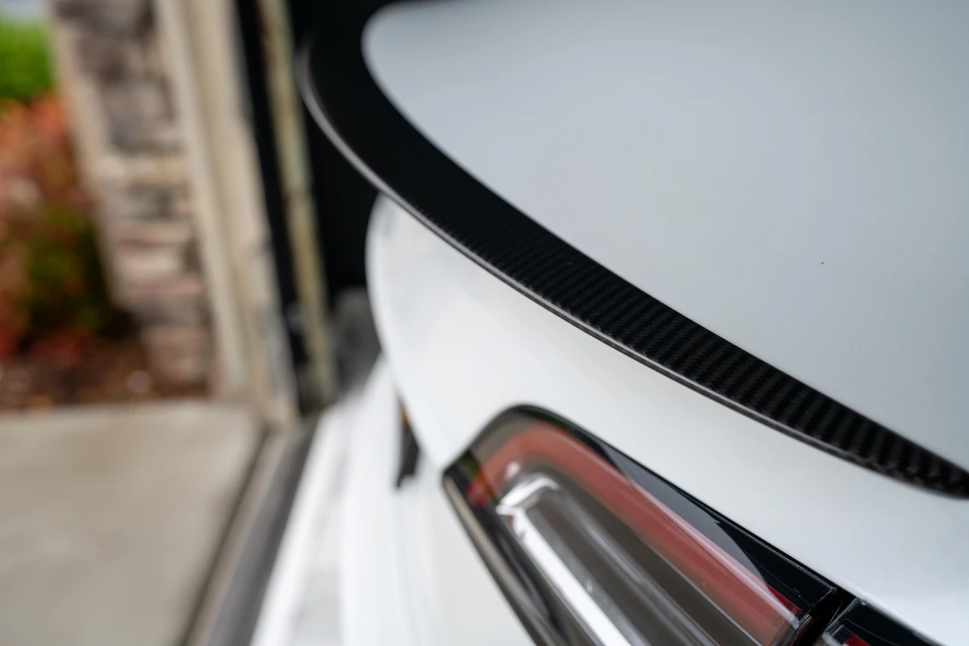2020 Tesla Model 3 Performance - Image 25 of 31